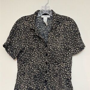 Sag Harbor Ditsy Floral Button Front Blouse Cottagecore Vintage Style Top